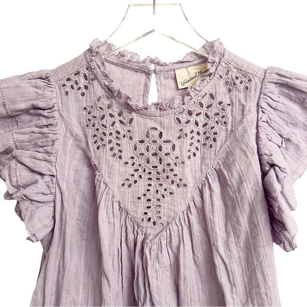 Universal Thread Lilac Embroidered Eyelet Ruffled Sleeve Top Blouse Size Small - Picture 3 of 6